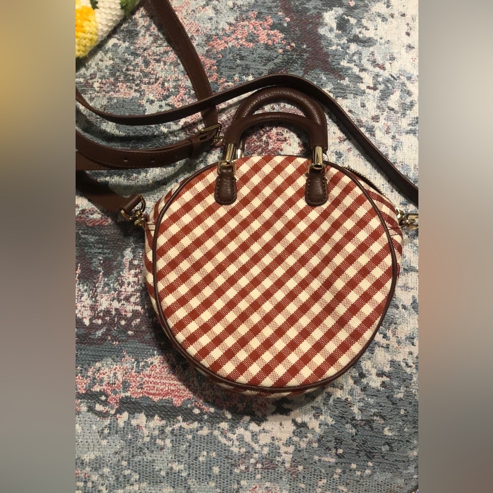 Talbots Gingham round purse excellent condition.